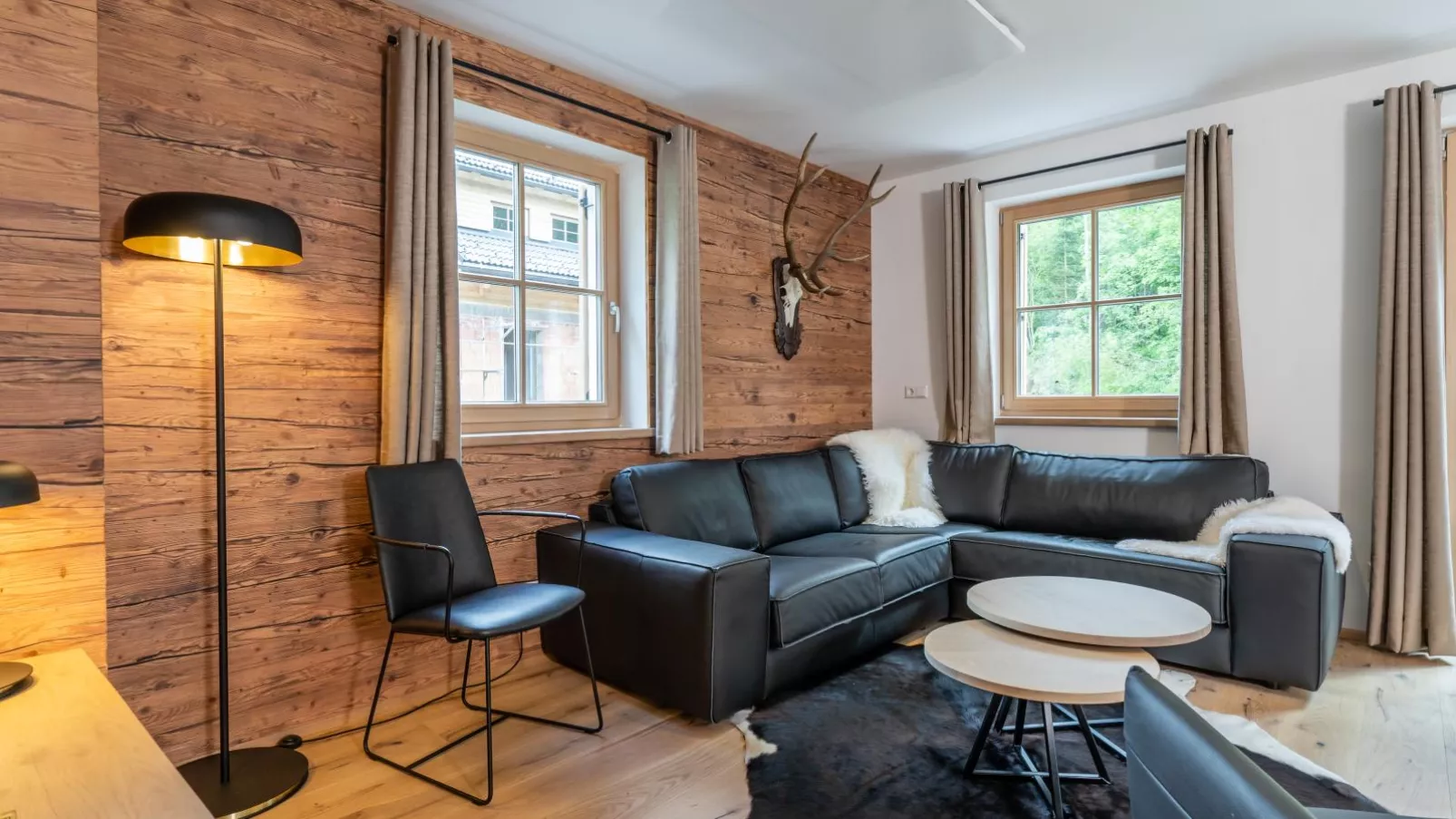 Villa Petra-Living room