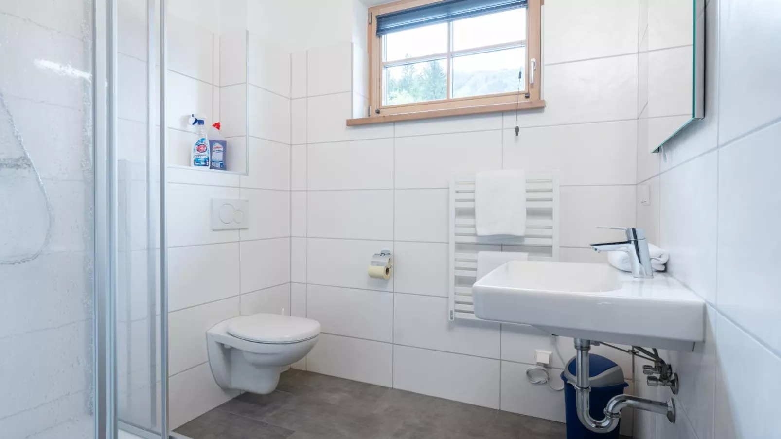 Villa Petra-Bathroom