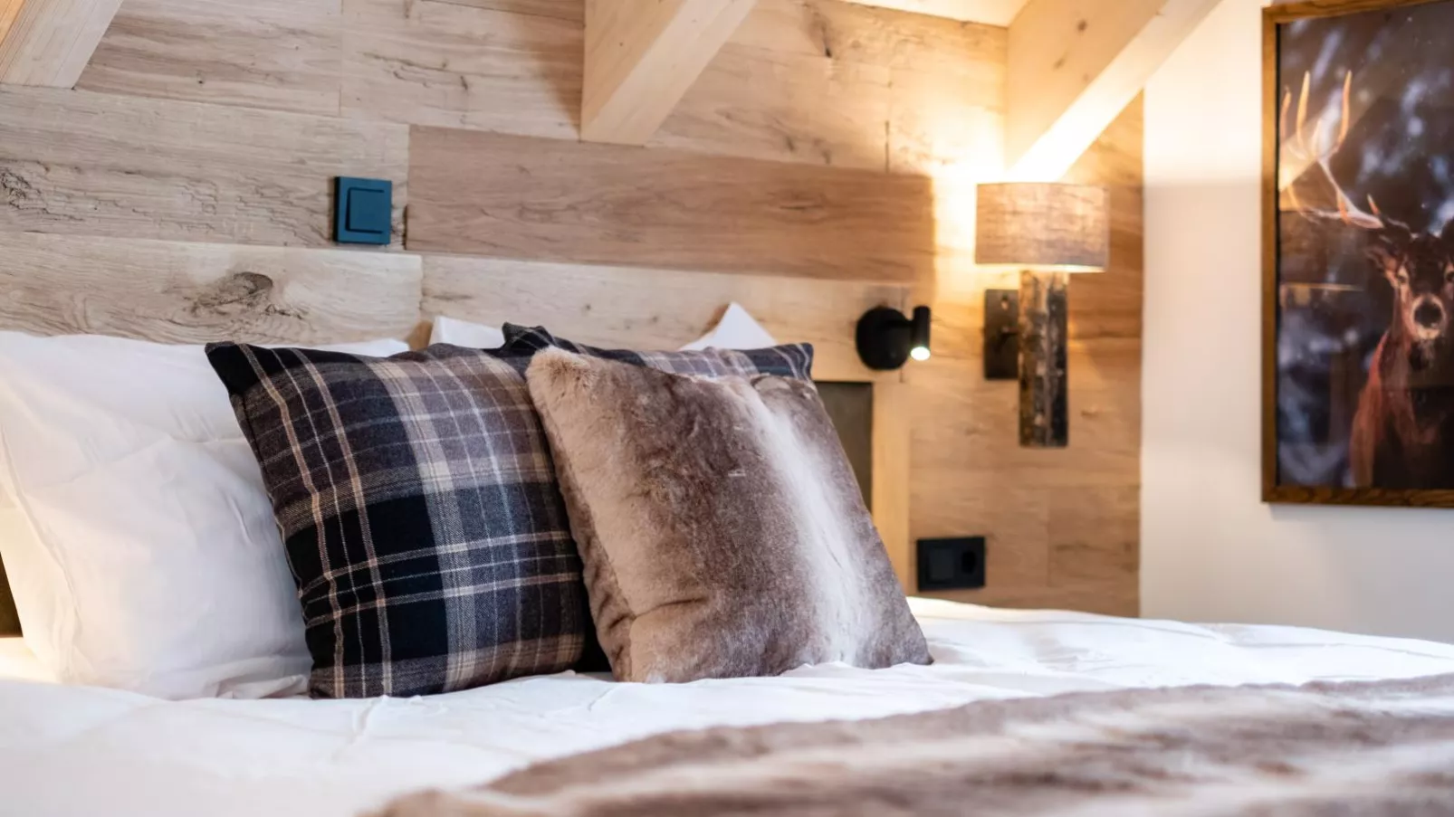 Edelweiss Lodge-Bedroom