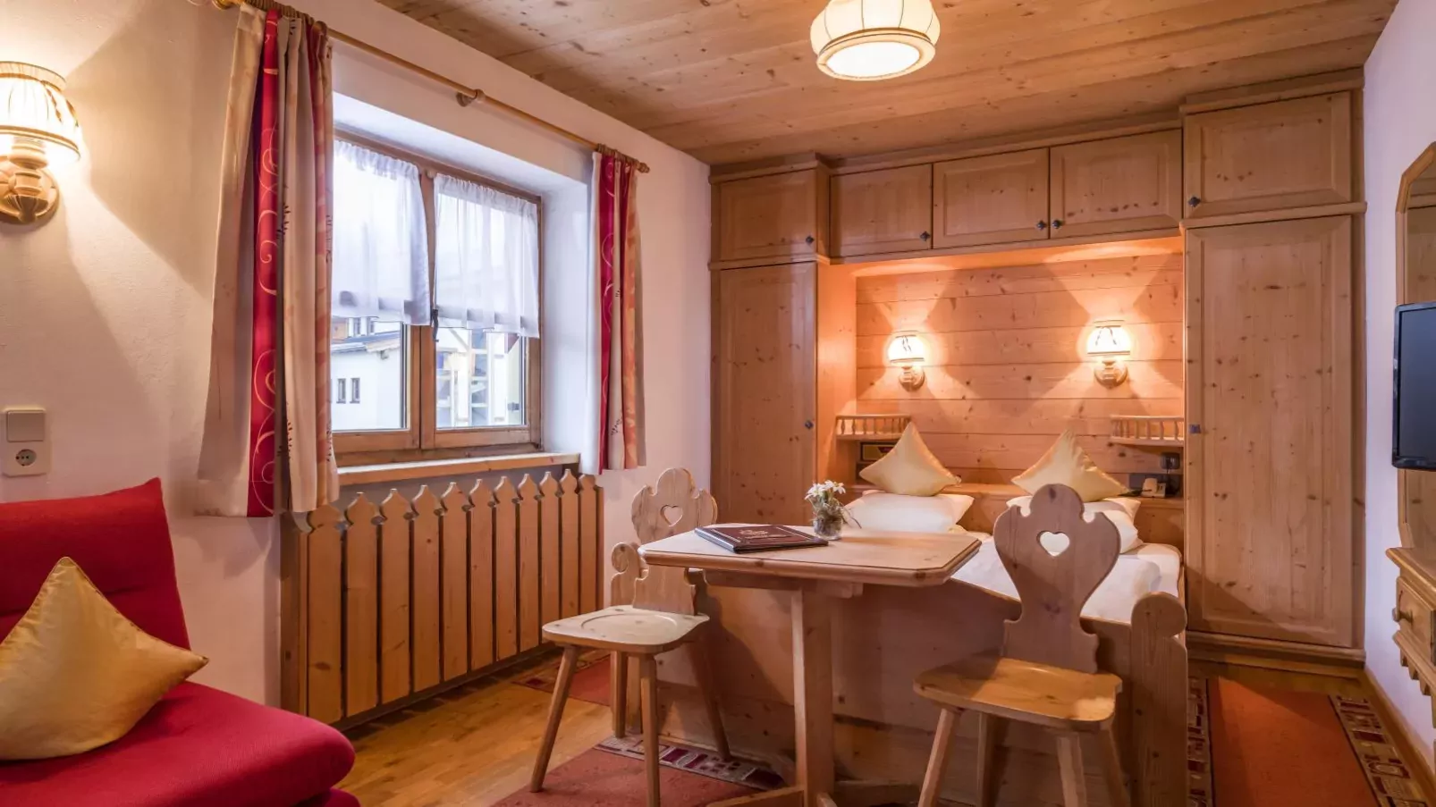 Maria Rose XXL-Bedroom