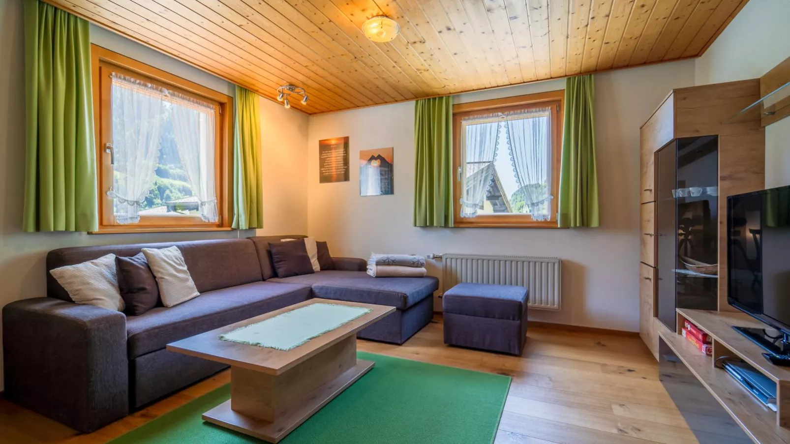 Ferienhaus Türtscher 1-Living room