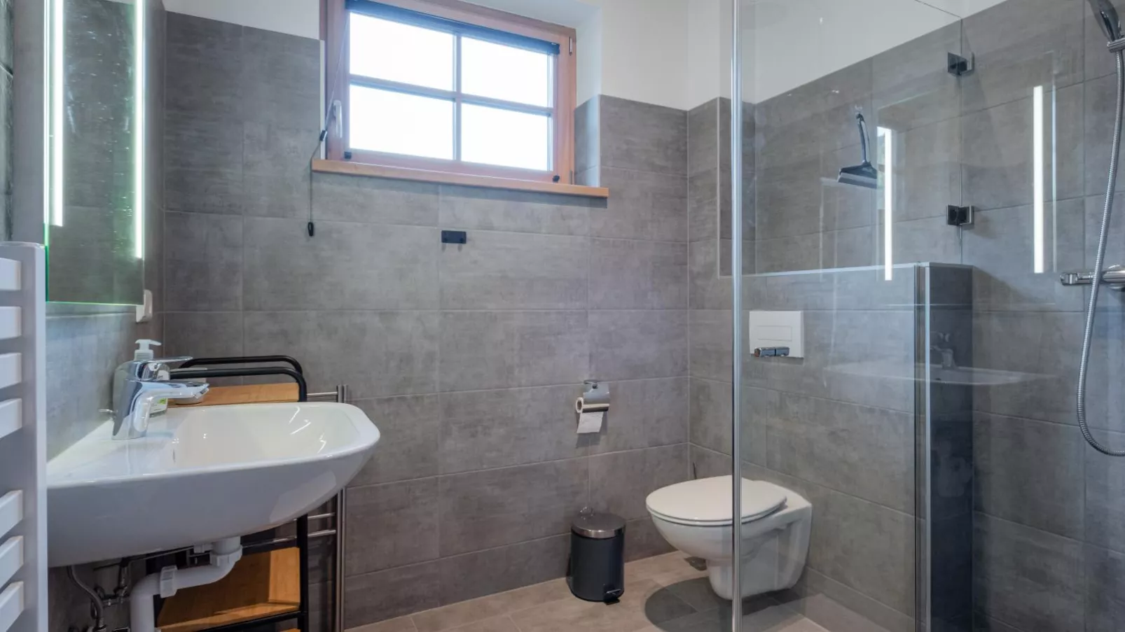 Ahorn Mountainlodge-Bathroom