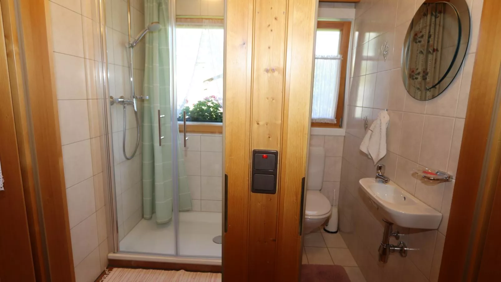 Ferienhaus Türtscher 1-Bathroom