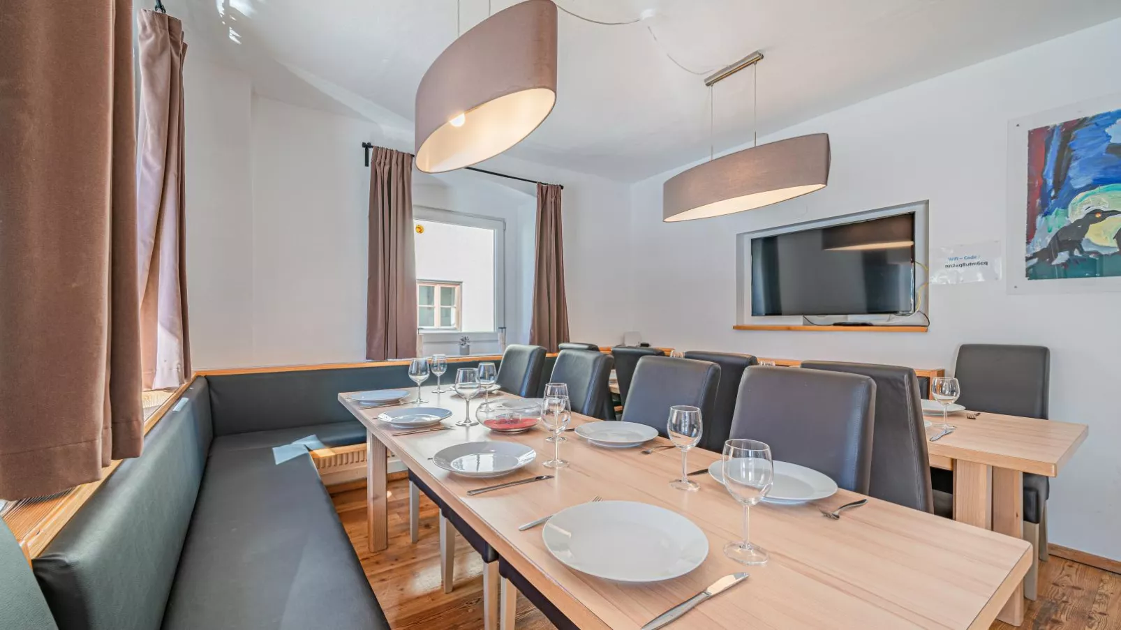 Chalet Kirchberg L-Dining room