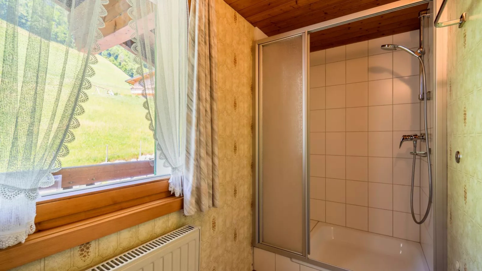 Ferienhaus Türtscher 2-Bathroom