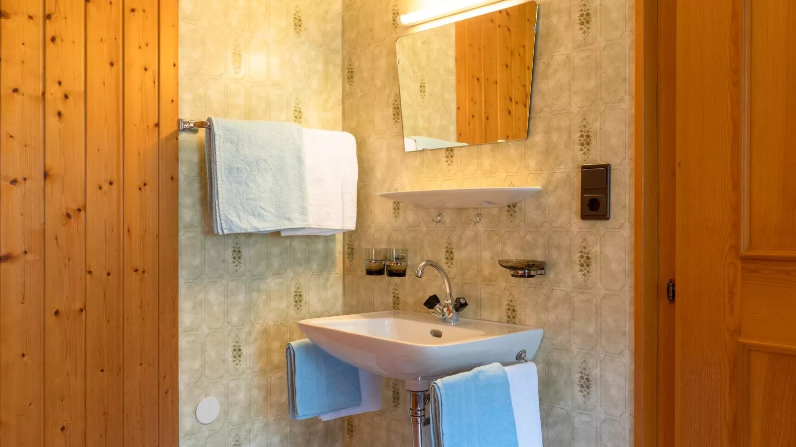 Ferienhaus Türtscher 2-Bathroom