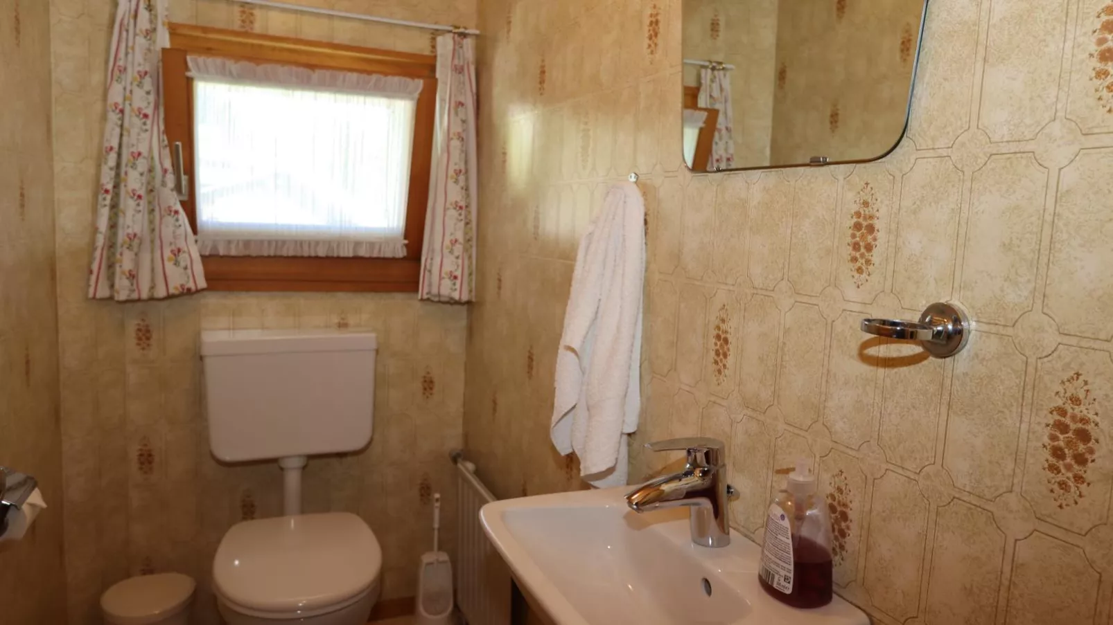Ferienhaus Türtscher 2-Bathroom