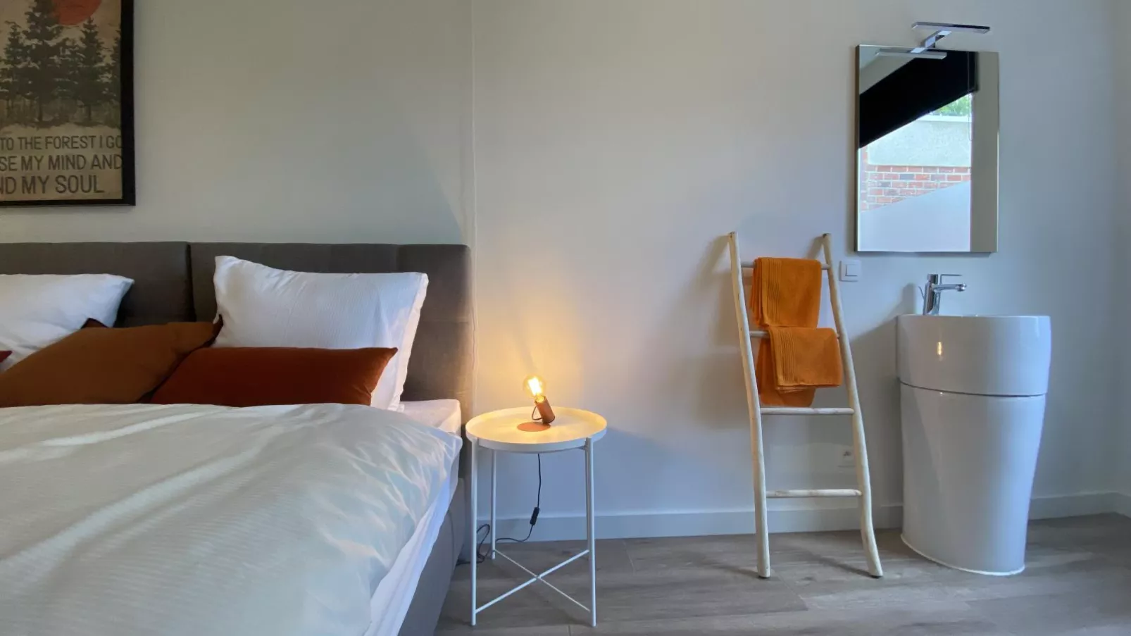 Maison Clement-Bedroom