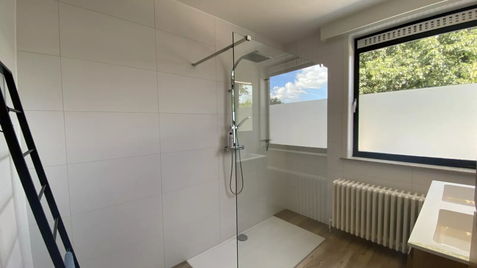 Maison Clement-Bathroom
