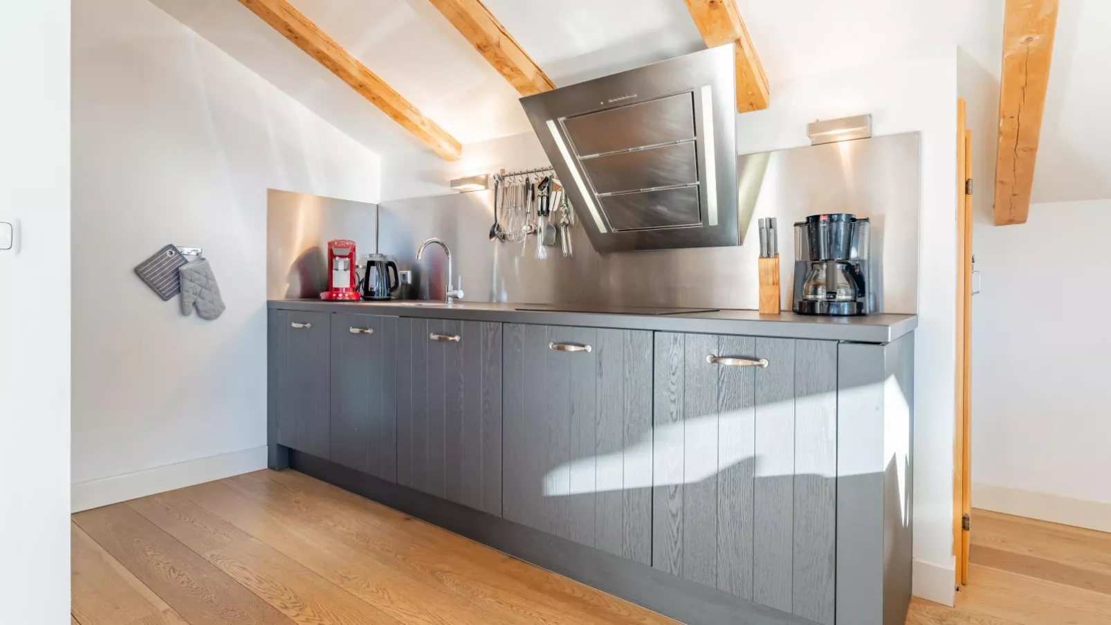 Brixen 1-Kitchen