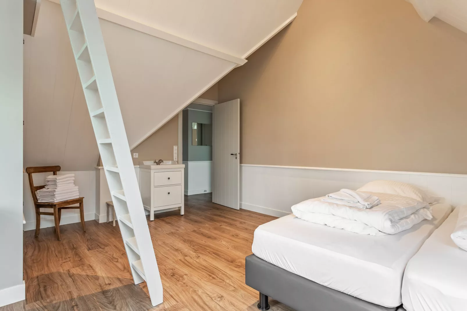 Onder de Molen 10 pers-Chambre