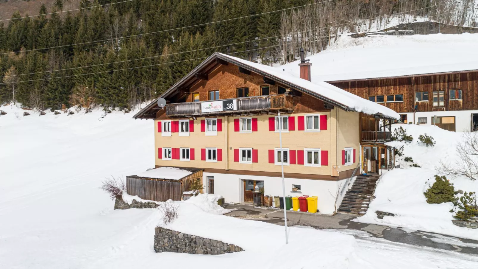 Gästehaus Walch II-Exterior winter