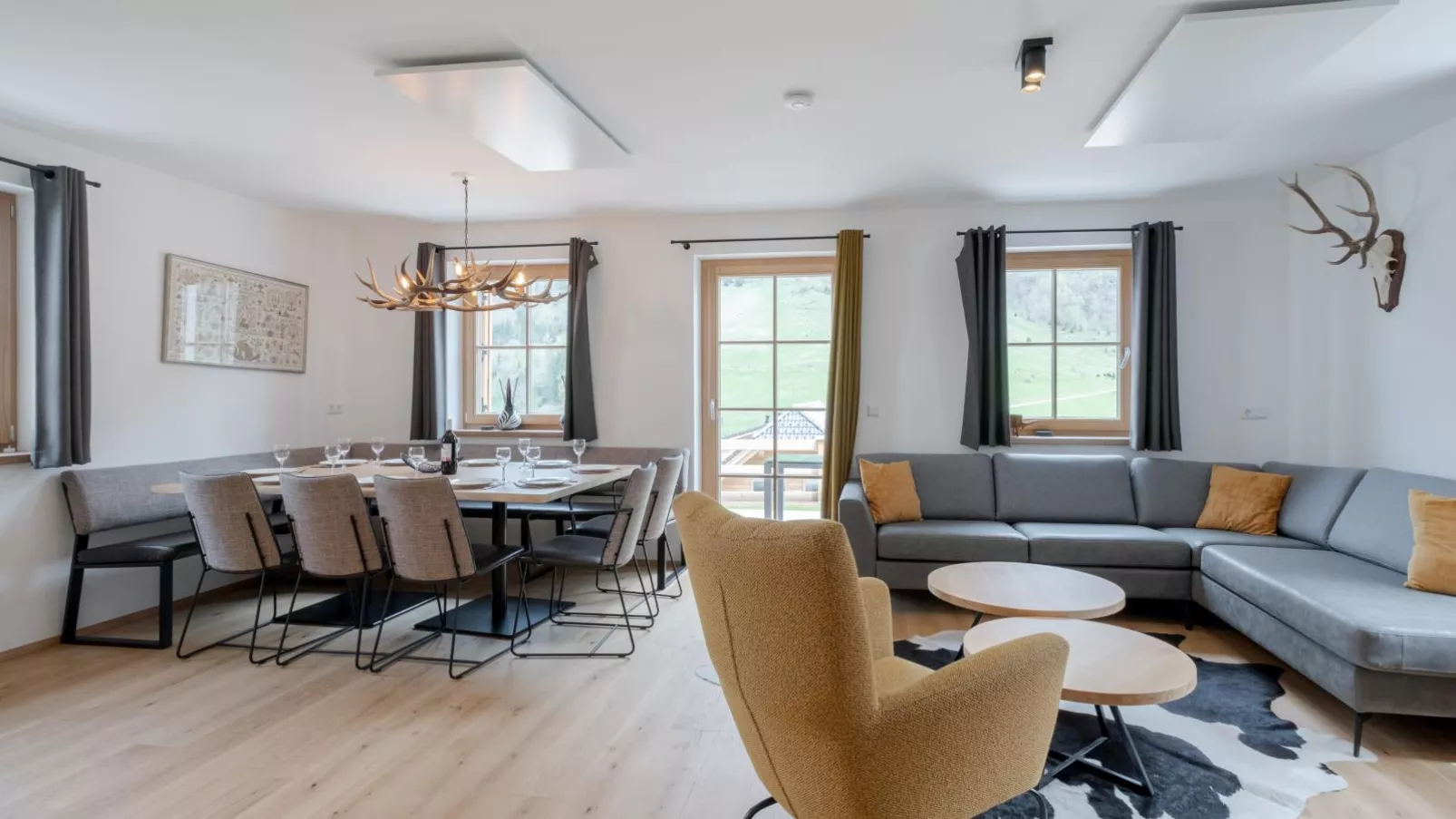Haus am Wald-Living room