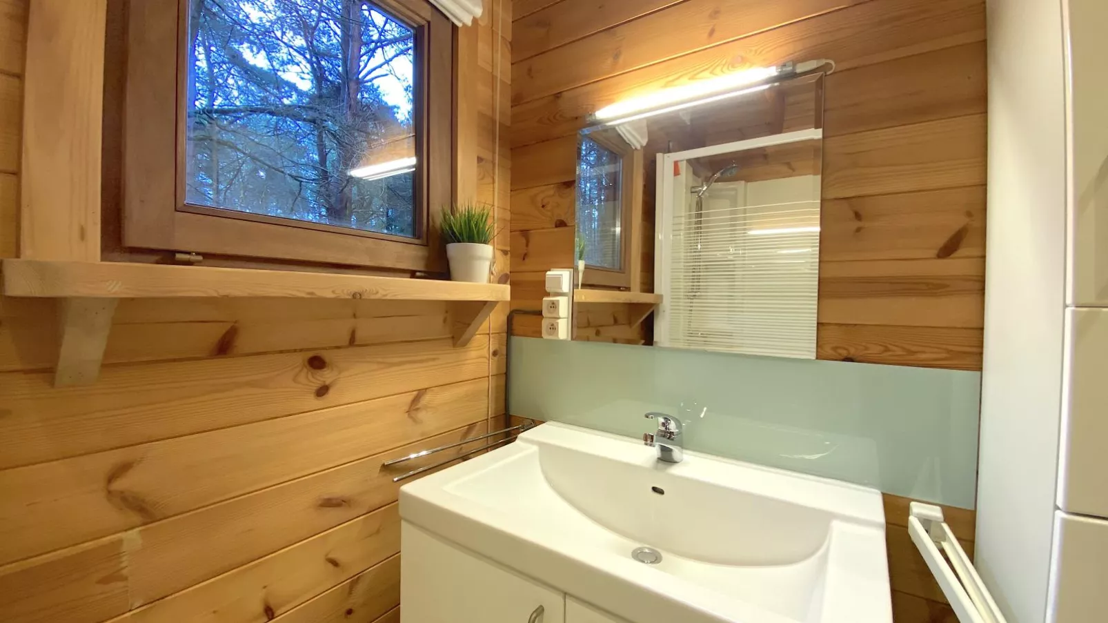 Boshuisje-Badezimmer