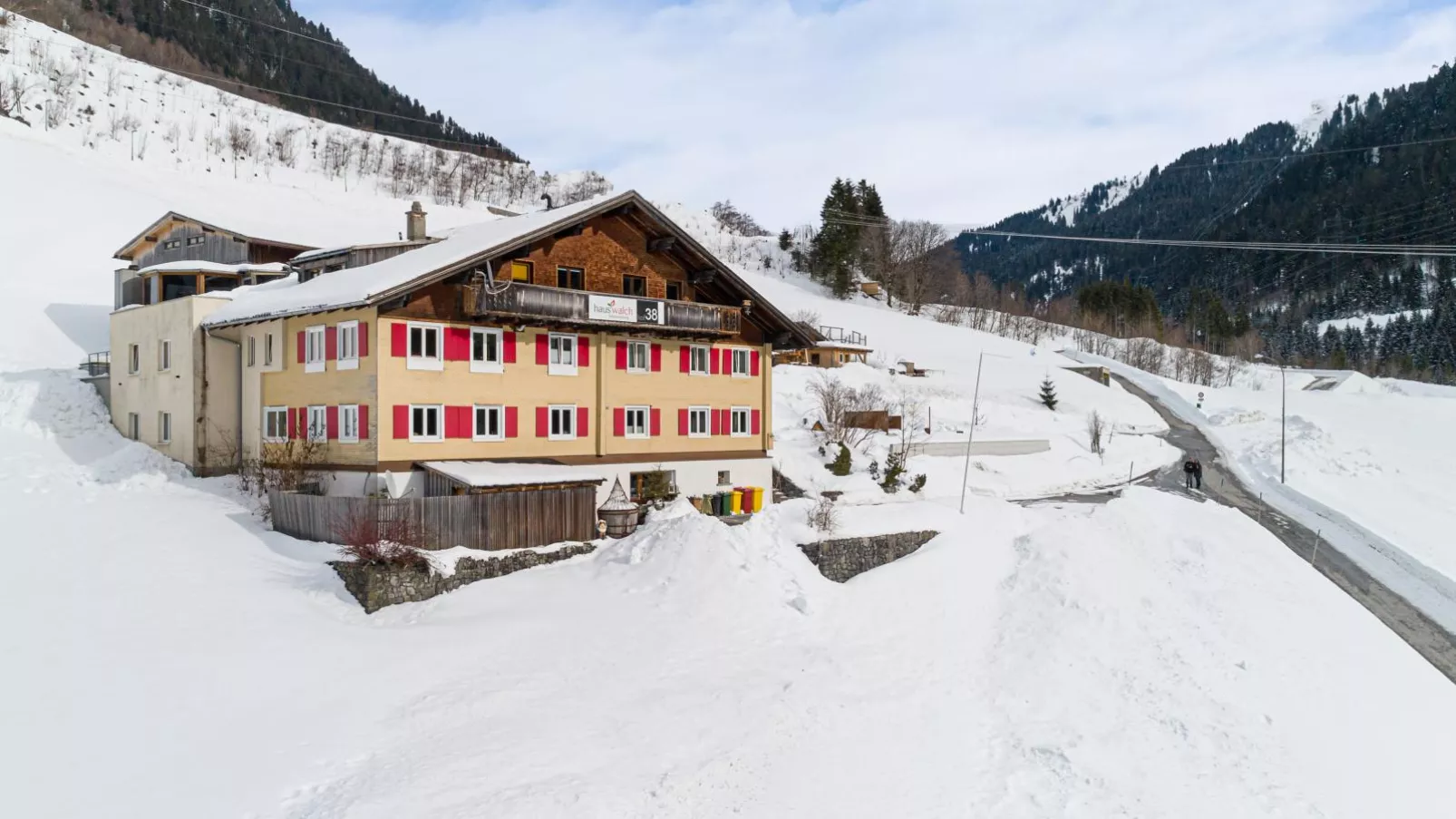 Gästehaus Walch II-Exterior winter