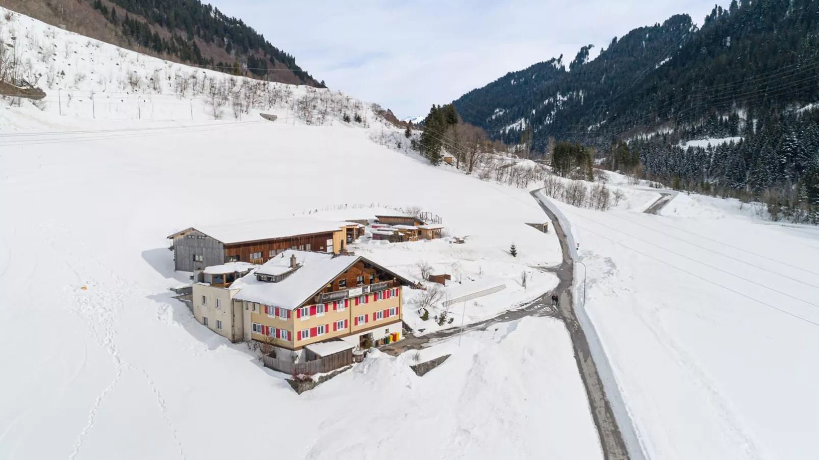 Gästehaus Walch II-Exterior winter