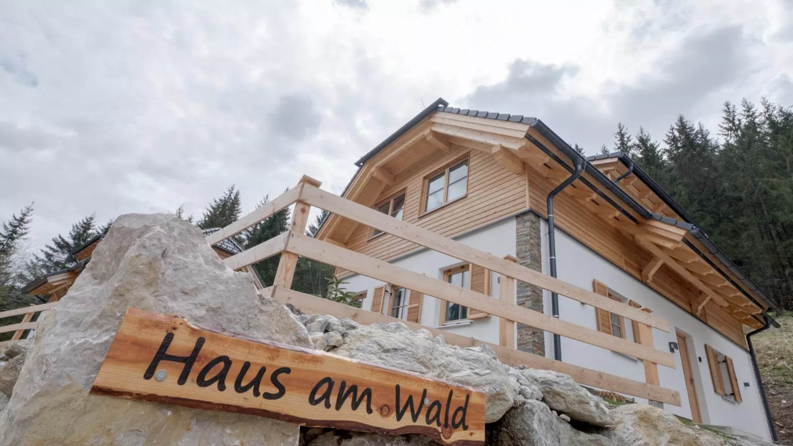 Haus am Wald-Exterior summer
