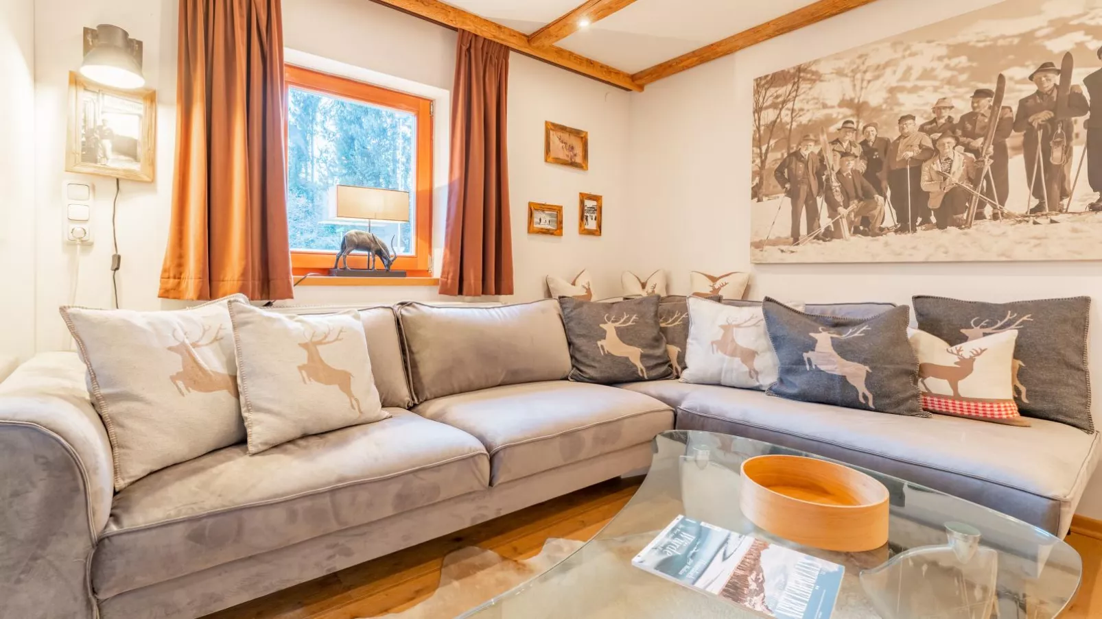 Eichenhof-Living room