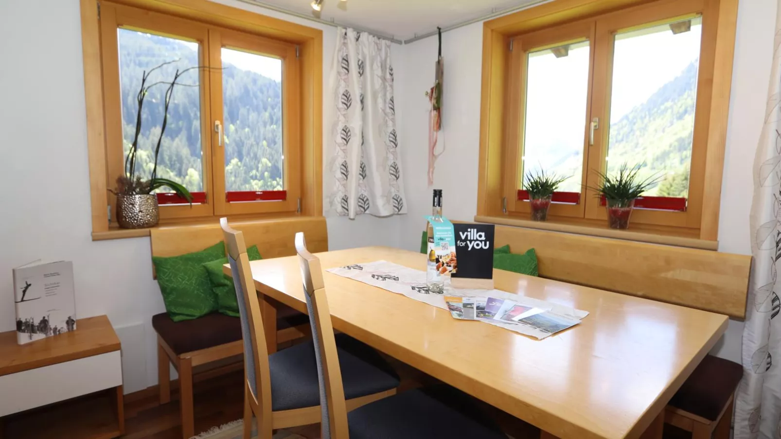 Gästehaus Walch III-Dining room