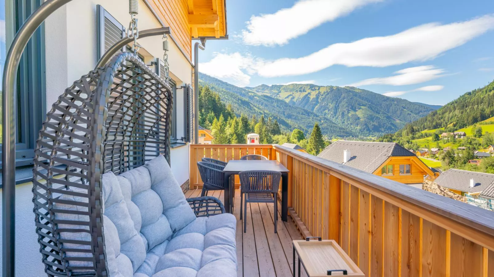 Chalet Hirschblick-Terrace balcony