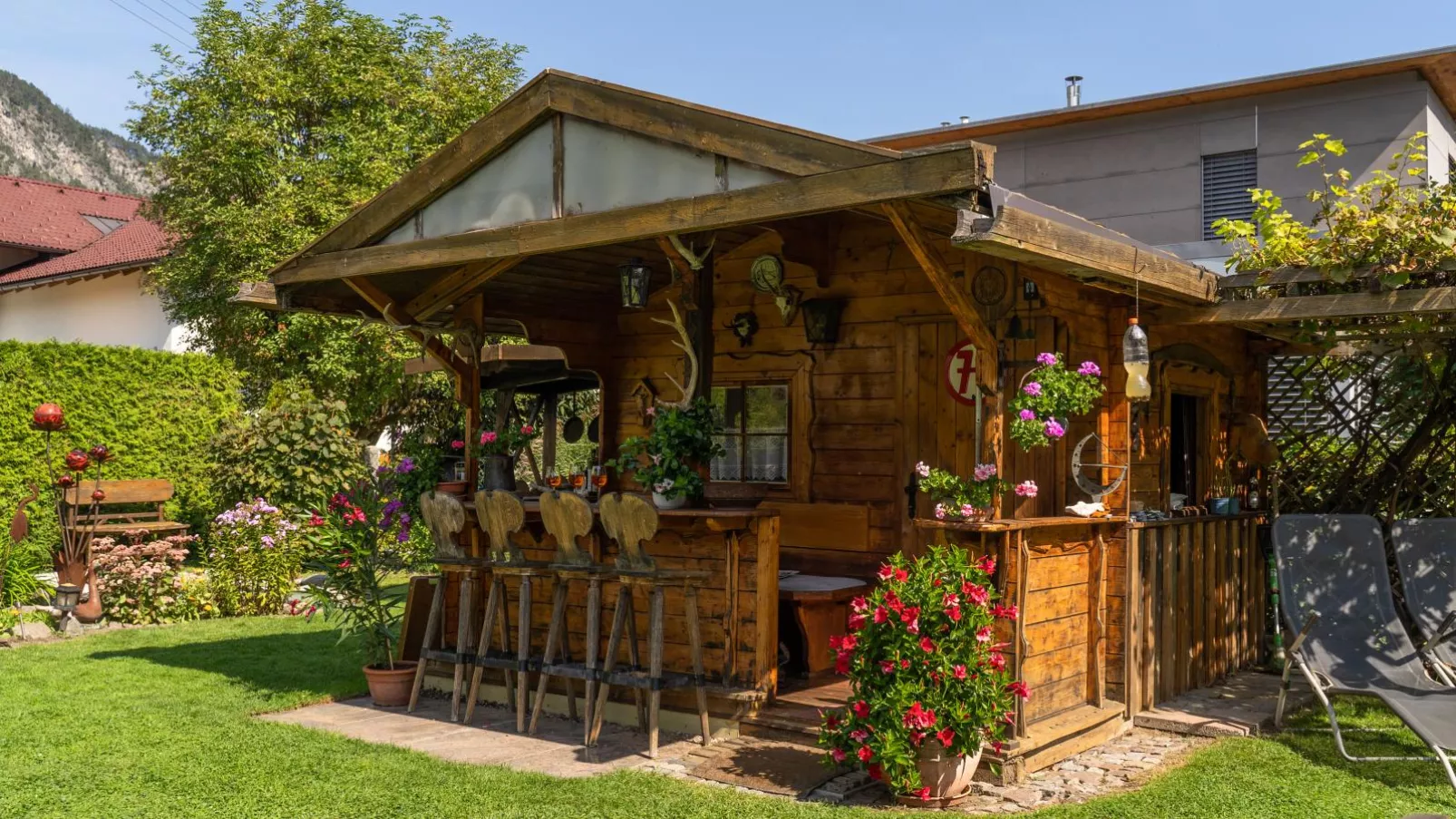 Haus Wammes-Gardens summer