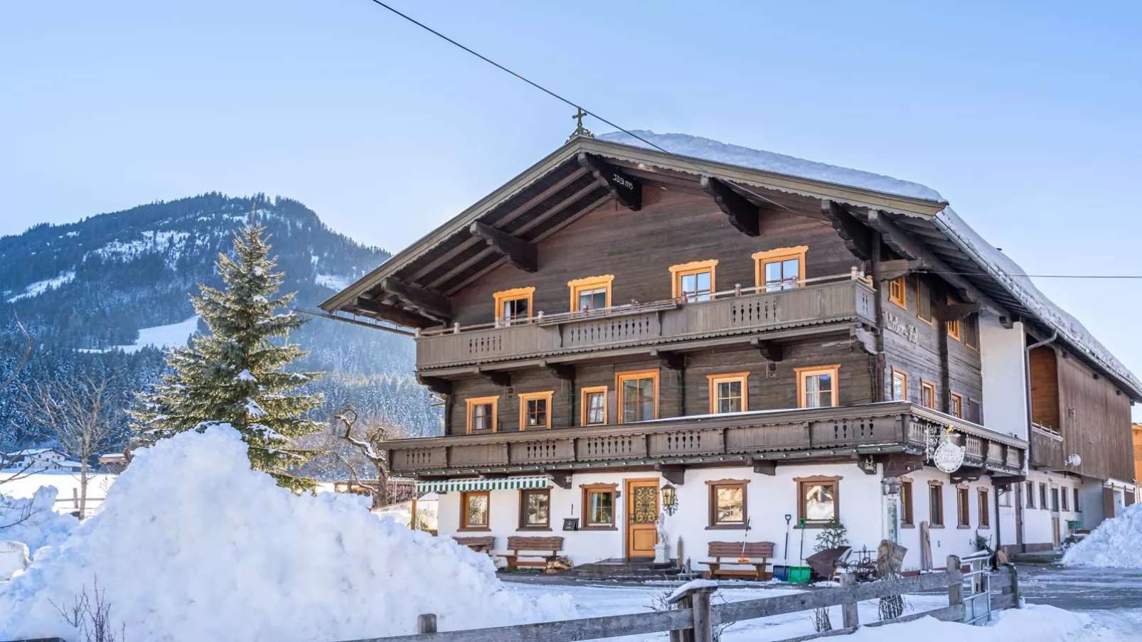 Weberhof Top 2-Exterior winter