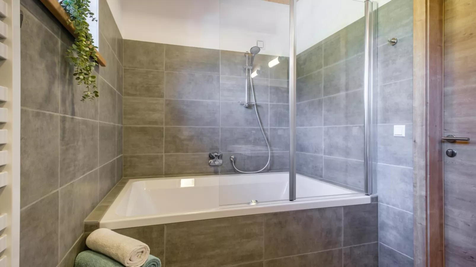 Wanderlust-Bathroom