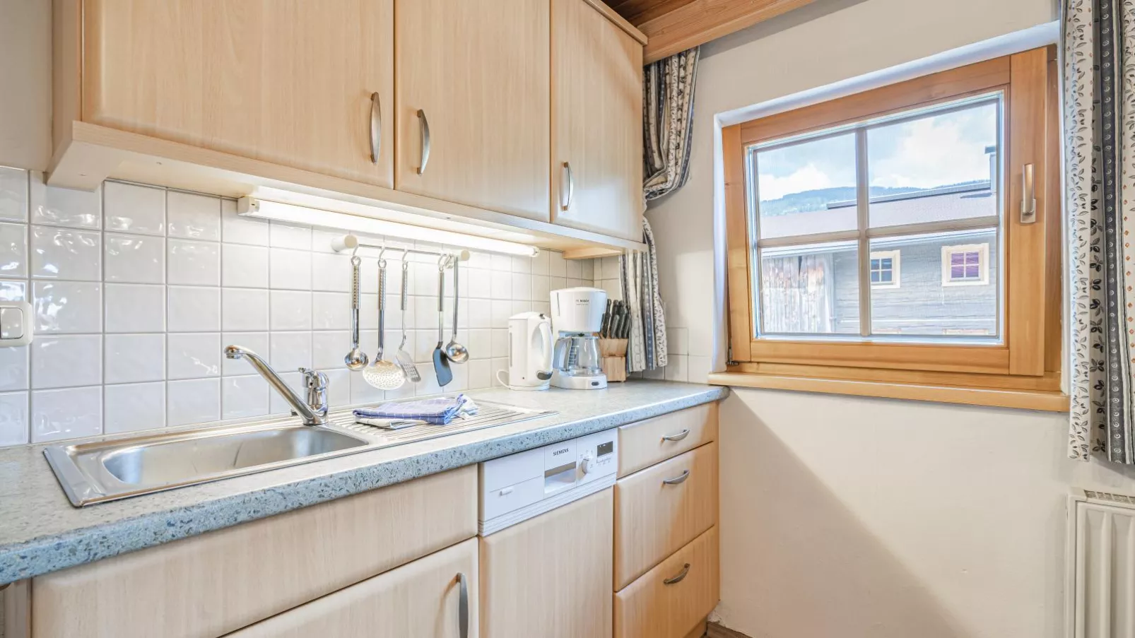 Weberhof Top 2-Kitchen