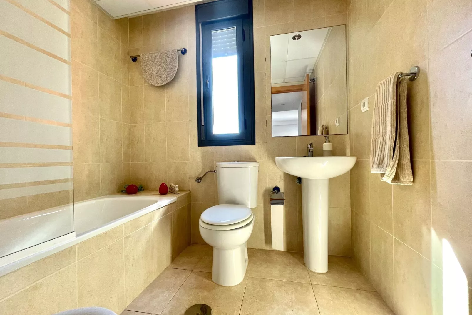 Costa Rey II 1 hab-Bathroom