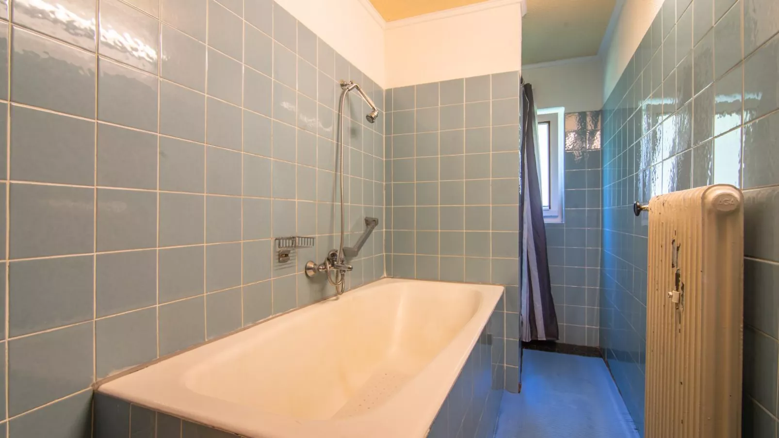 Marina III-Bathroom
