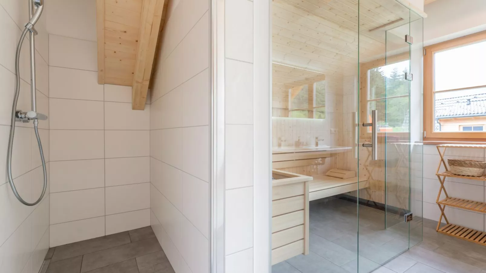 Haus Rapunzel-Bathroom