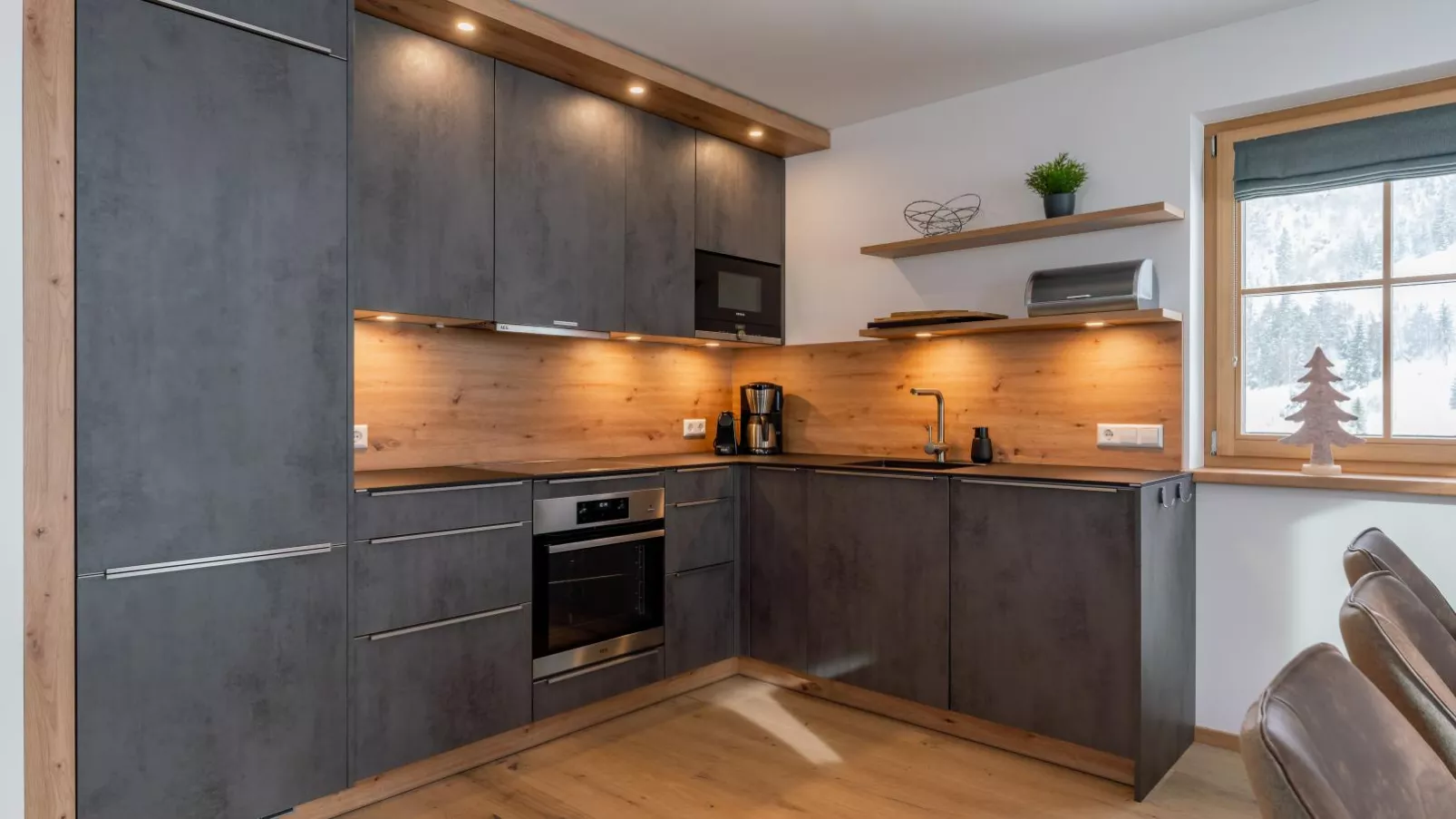 Alpenjoy Lodge-Kitchen