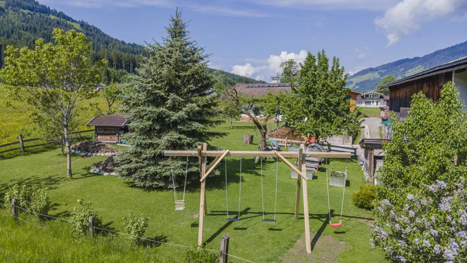 Weberhof Top 4-Gardens summer