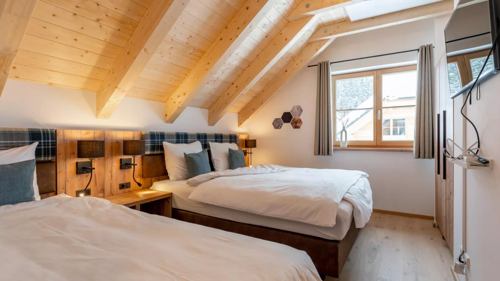 Alpenjoy Lodge-Bedroom