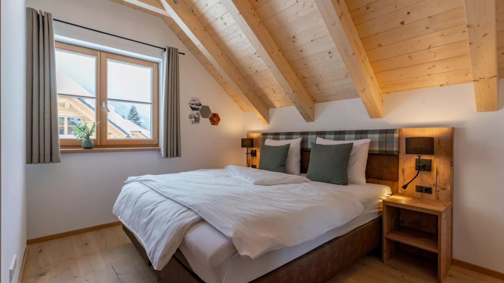 Alpenjoy Lodge-Bedroom