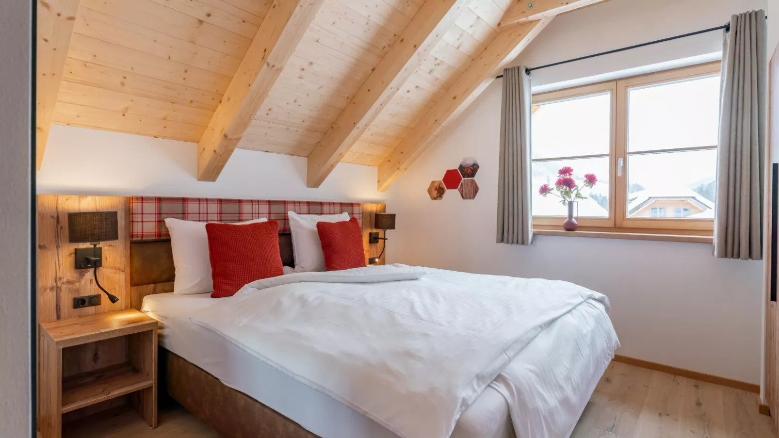 Alpenjoy Lodge-Bedroom
