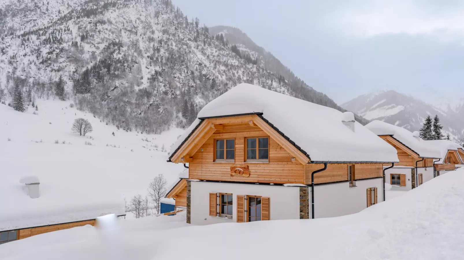 Chalet Pretzel-Exterior winter