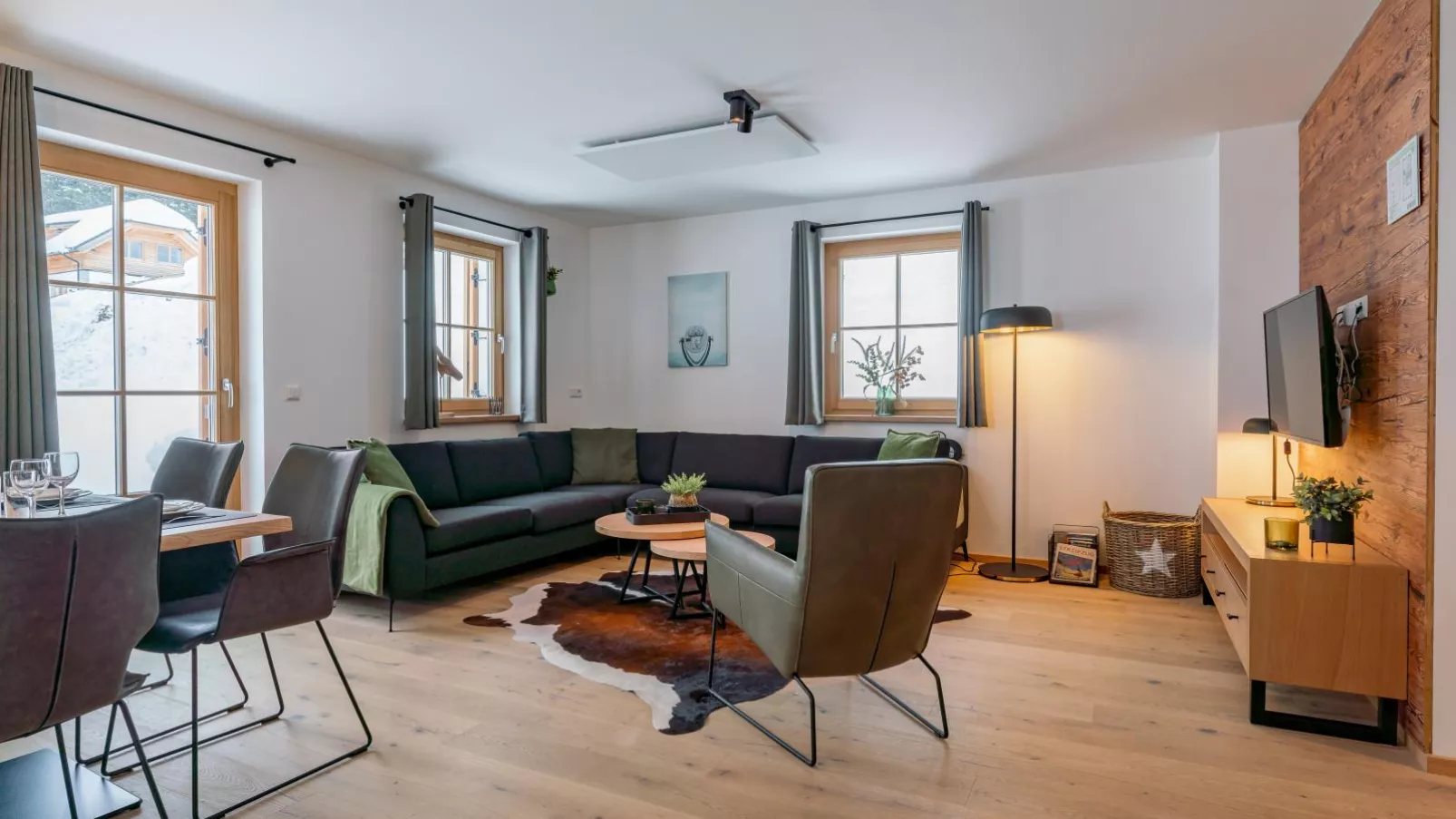 Chalet Pretzel-Living room