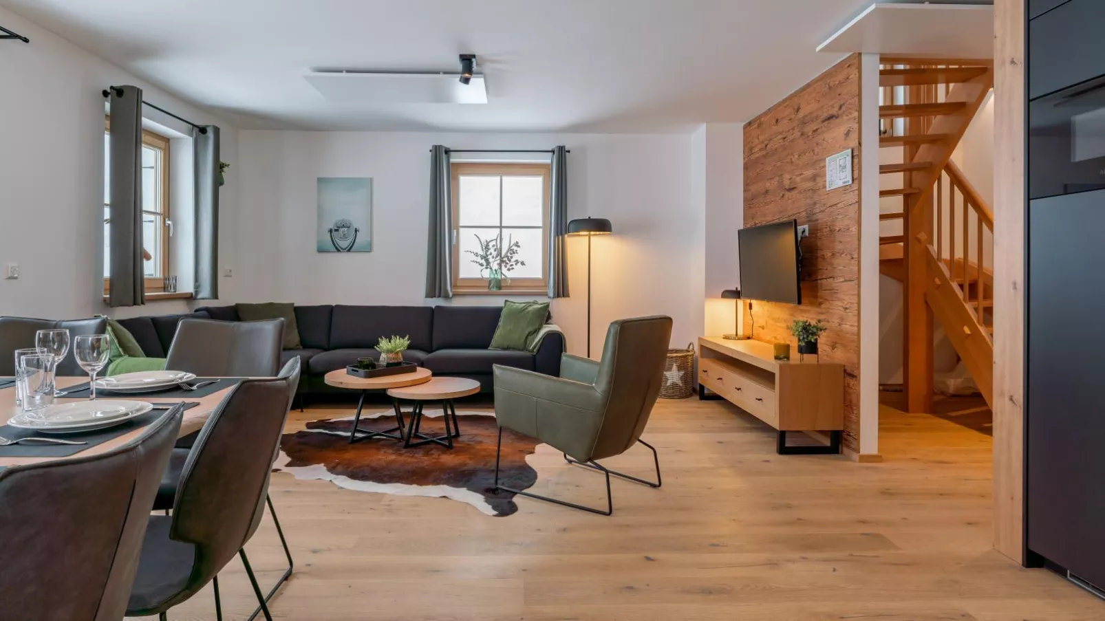 Chalet Pretzel-Living room
