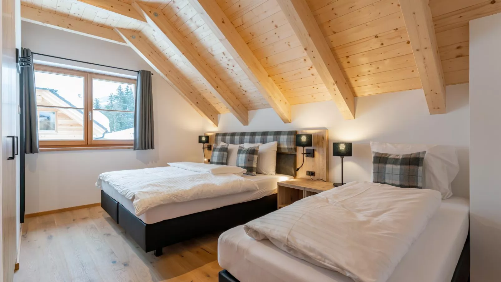 Chalet Pretzel-Bedroom