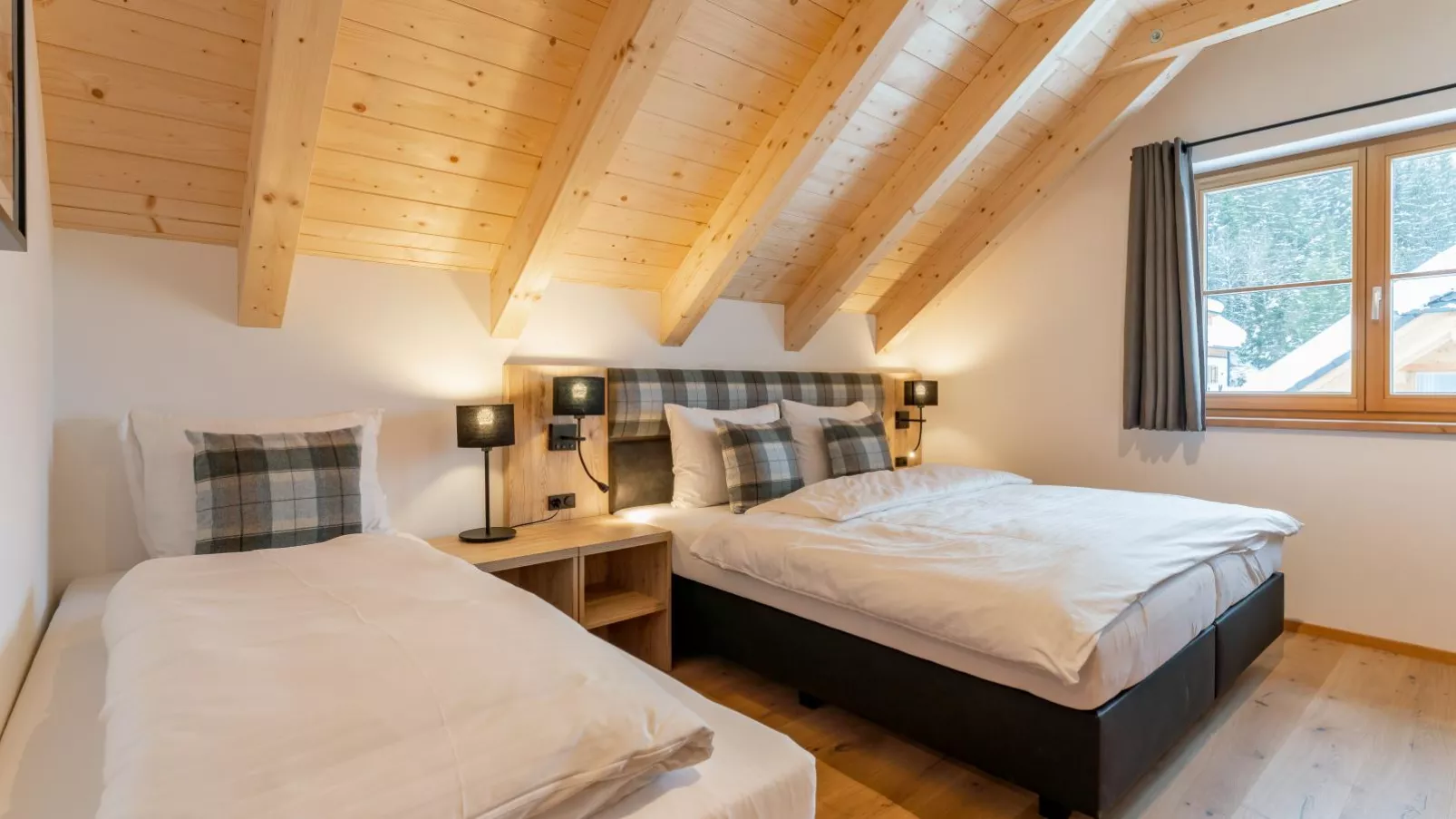 Chalet Pretzel-Bedroom
