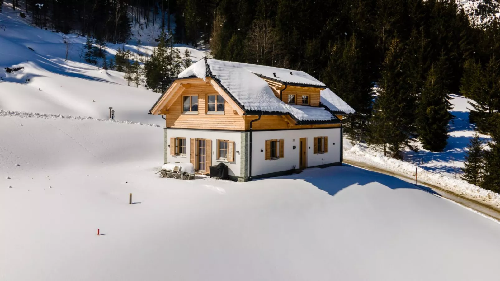 Haus Liene-Exterior winter