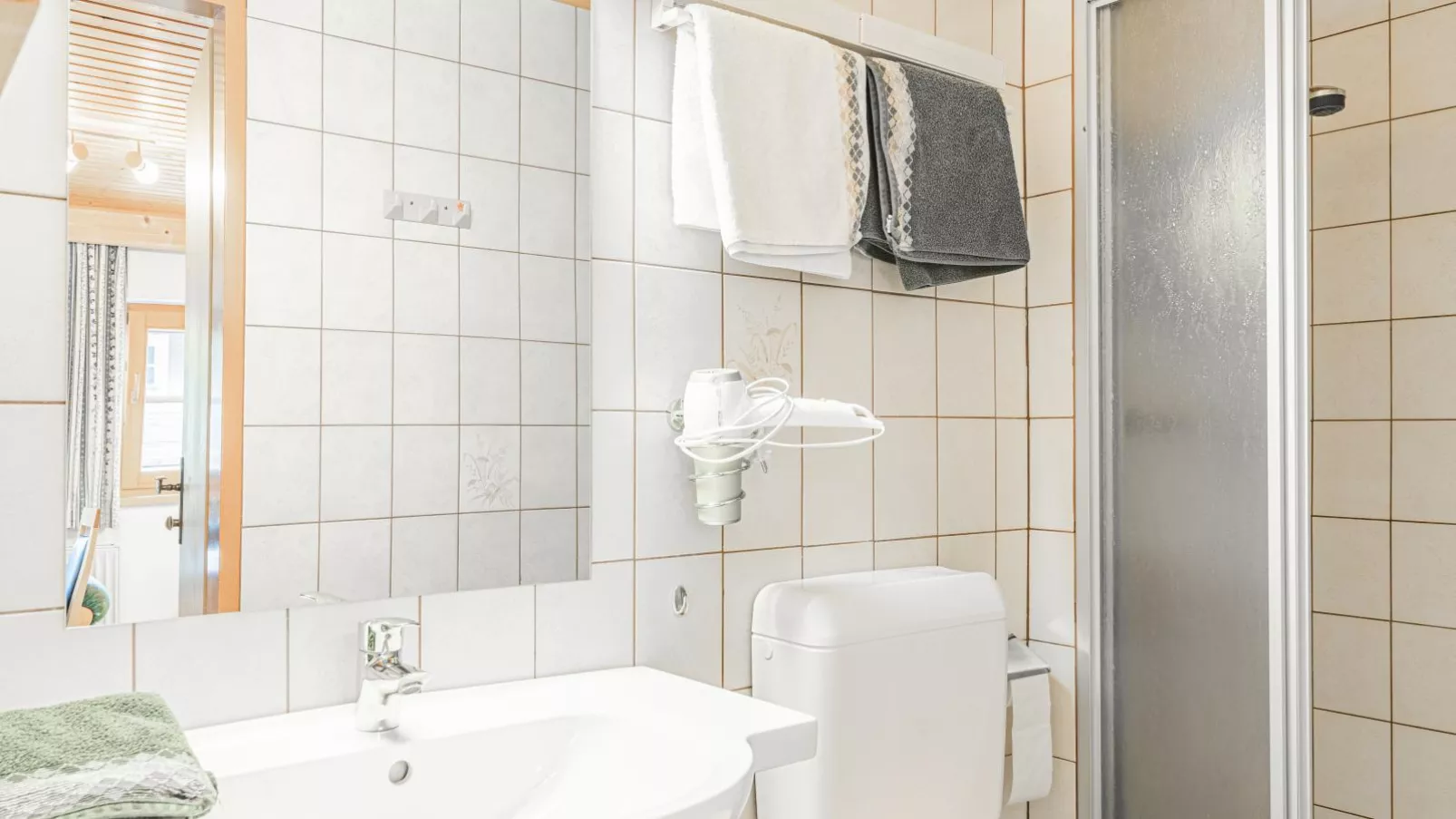 Weberhof Top 1-2-Bathroom
