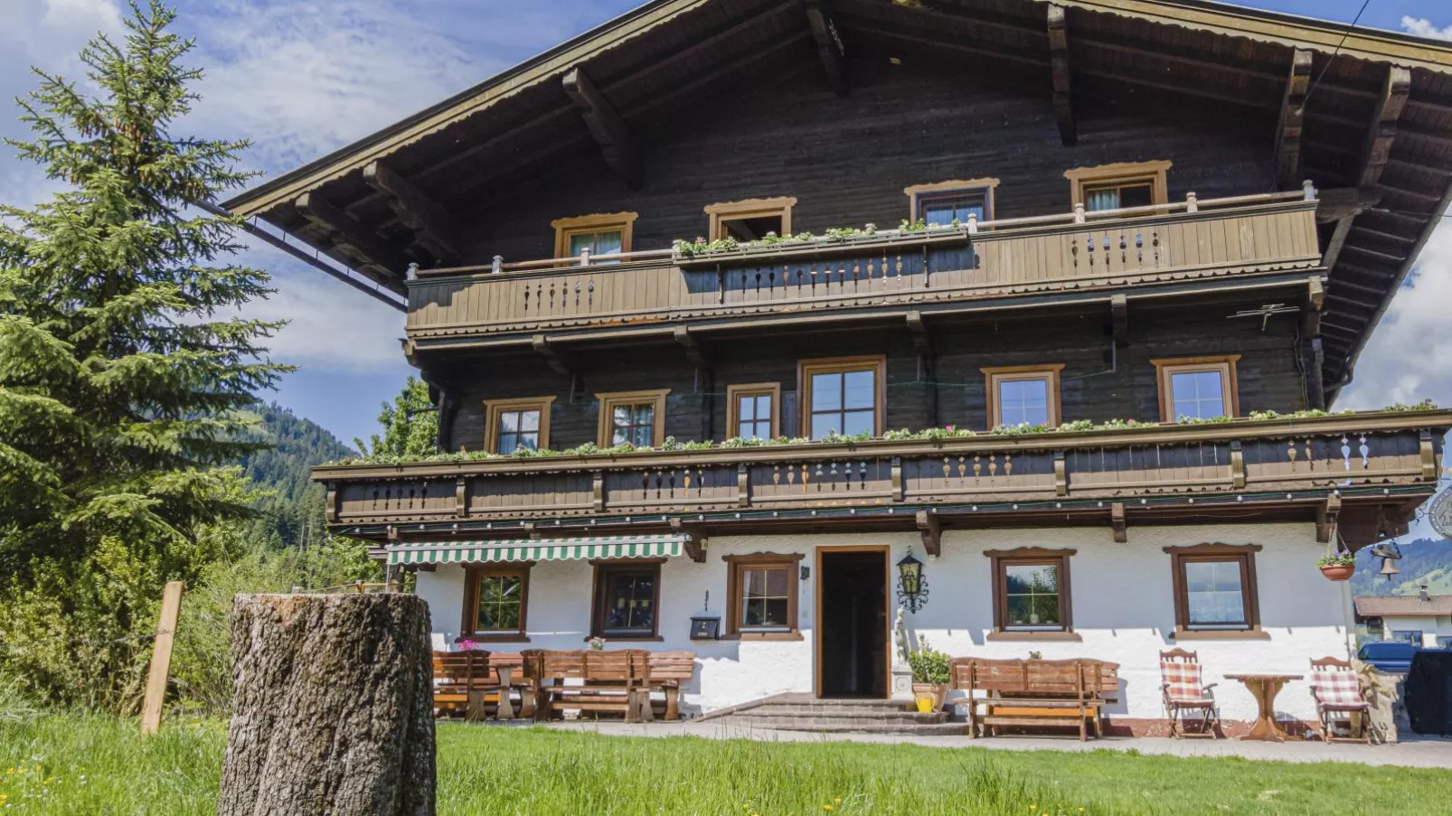 Weberhof Top 1-2-Exterior summer