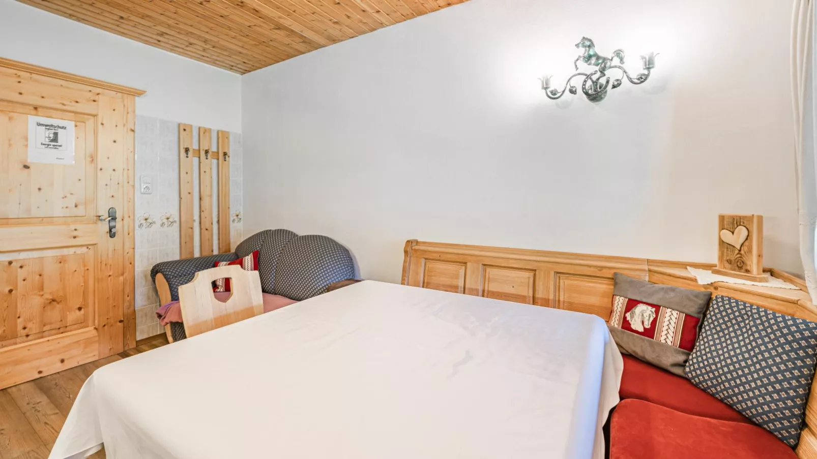 Weberhof Top 3-4-5-Dining room