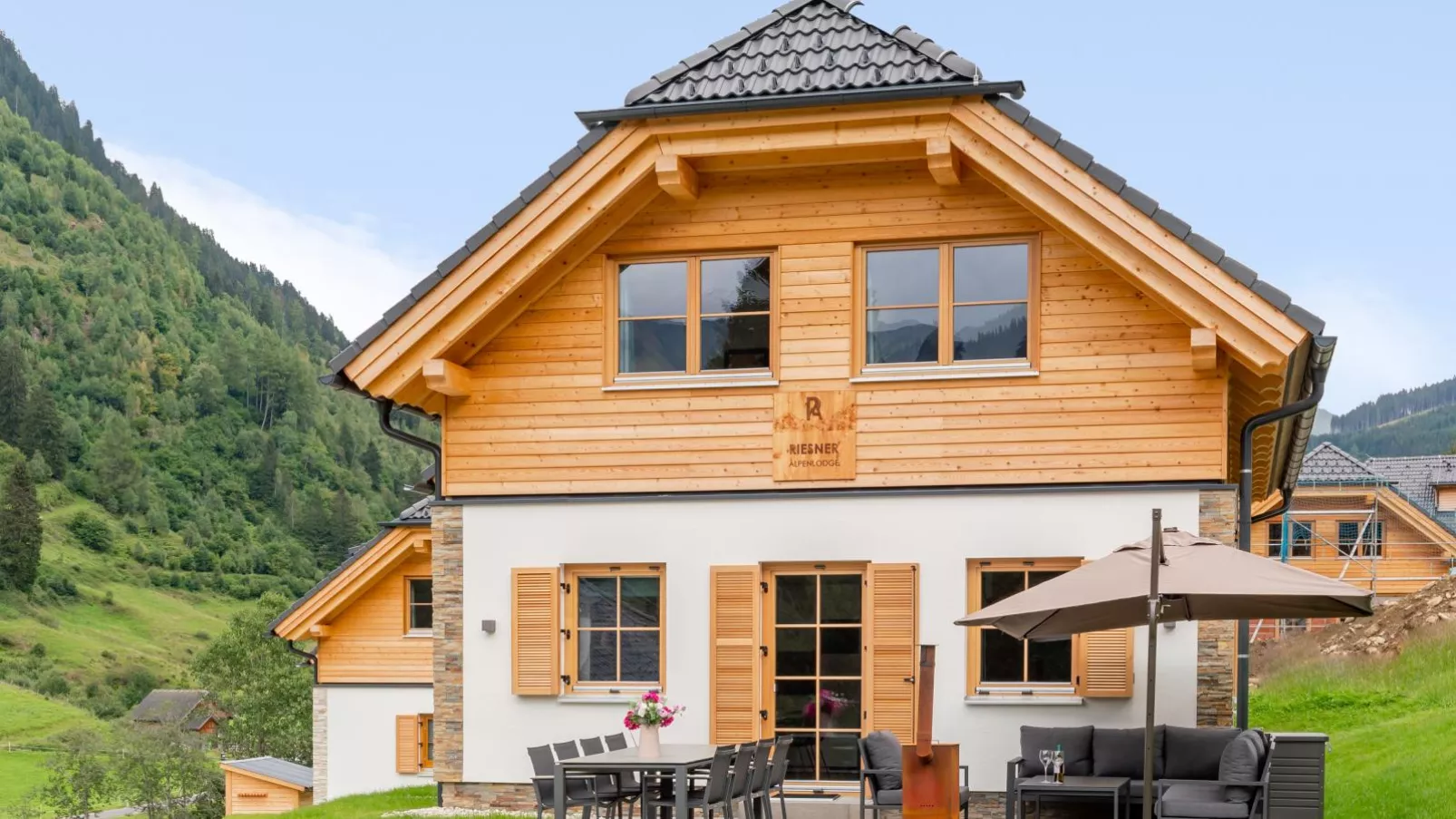 Riesner Alpenlodge-Exterior summer