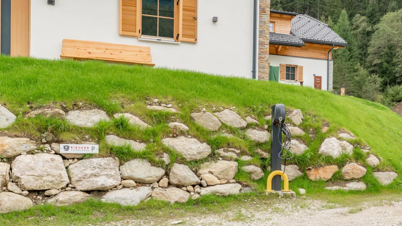 Riesner Alpenlodge-Exterior summer