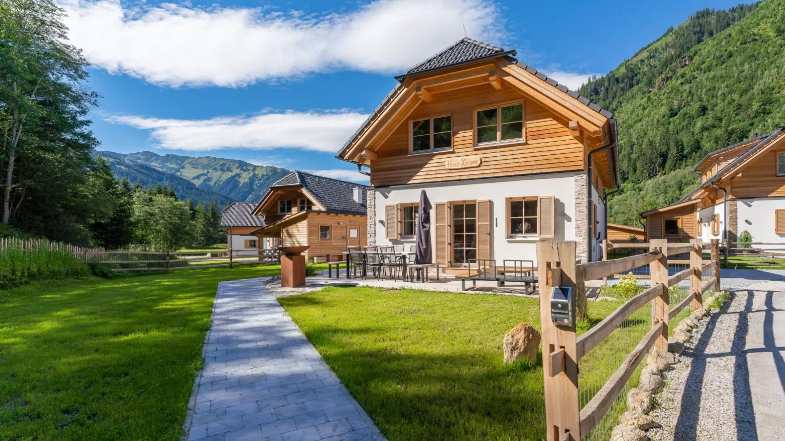 Haus Laura