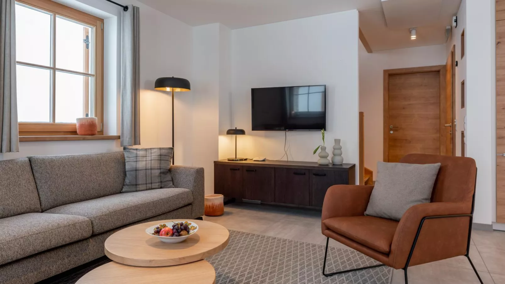 Haus Enzian-Living room
