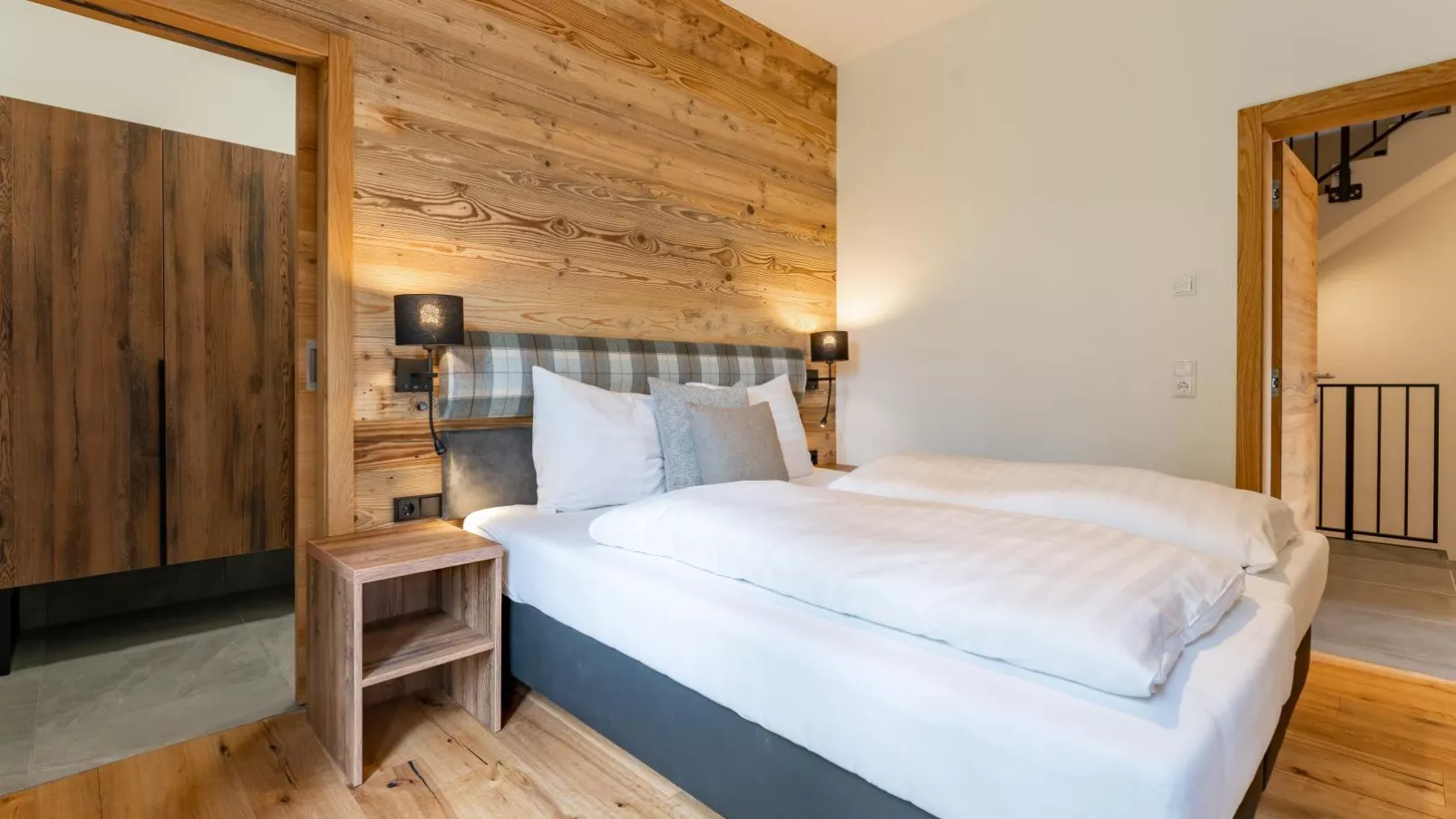 Vista Lodge-Bedroom